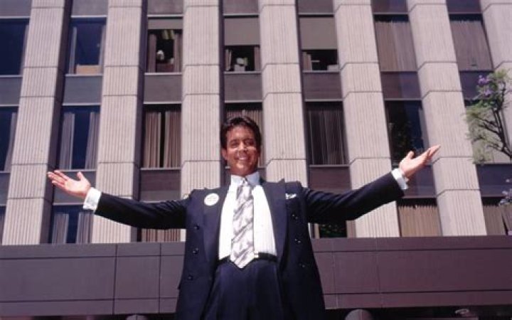 The Absolutely Insane Life And Death Story Of Herbalife Founder Mark Hughes