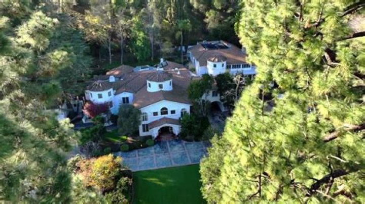 Alex Trebek's Widow Lists Their Longtime LA Mansion For Just Under $7 Million