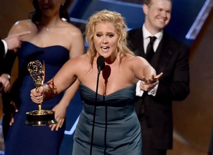 Amy Schumer Just Scored The Third Biggest Book Advance Of All Time