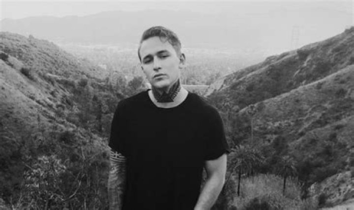 Arizona Zervas Net Worth | Celebrity Net Worth