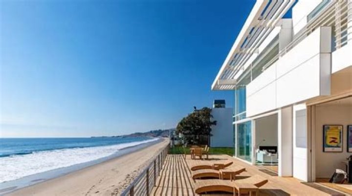 Billionaire Philanthropist And Art Collector Eli Broad Drops Price On Magnificent Malibu Beach House