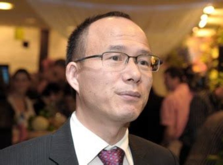 Che Jianxin Net Worth | Celebrity Net Worth