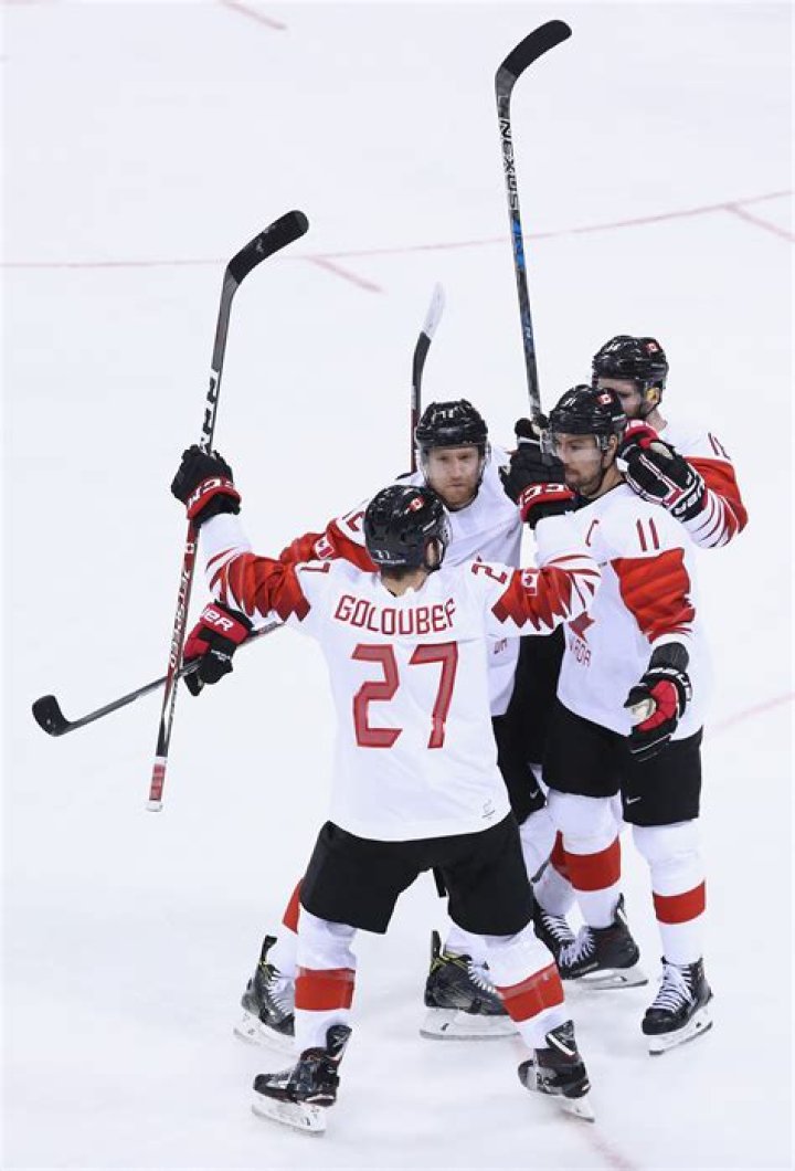 Chris Kelly Net Worth | Celebrity Net Worth