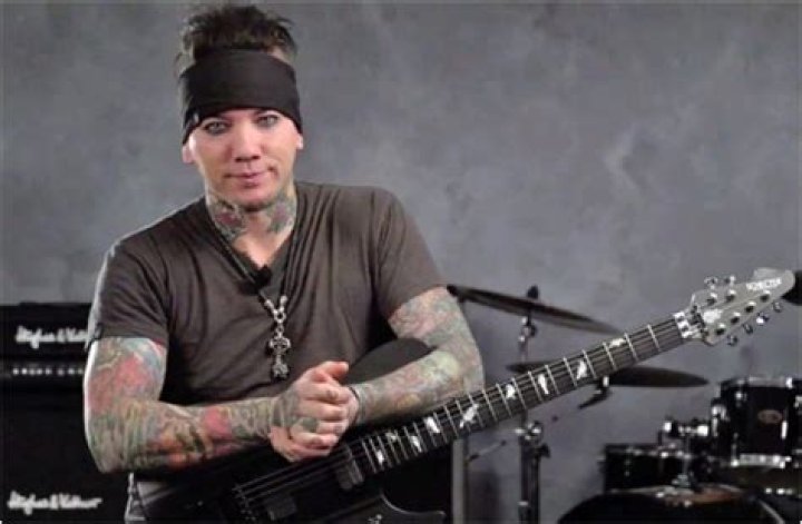 DJ Ashba Net Worth | Celebrity Net Worth