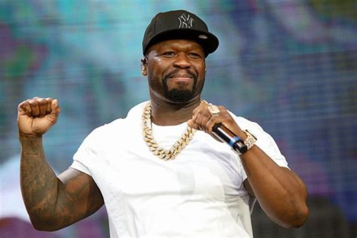 Floyd Mayweather Just Mocked 50 Cent's Net Worth In The Most Brutal Way Possible