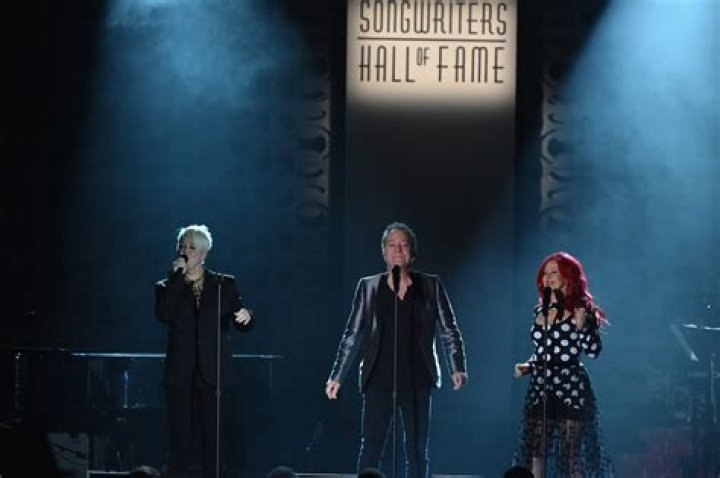 Fred Schneider Net Worth | Celebrity Net Worth