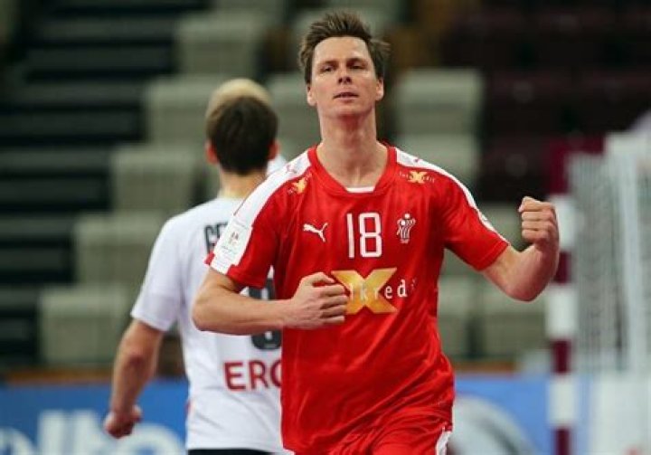 Hans Lindberg Net Worth | Celebrity Net Worth