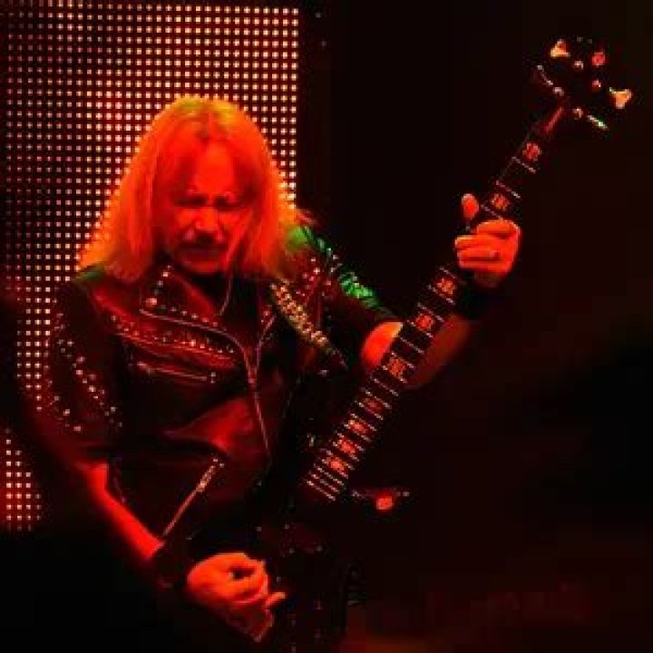 Ian Hill Net Worth | Celebrity Net Worth