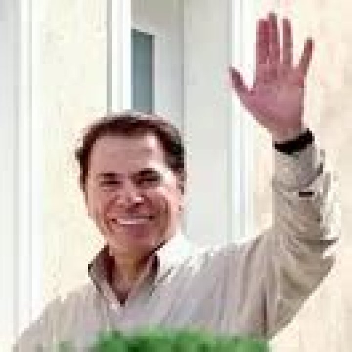 Irandhir Santos Net Worth | Celebrity Net Worth