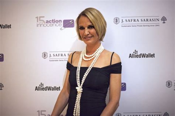 Karen Mulder Net Worth | Celebrity Net Worth