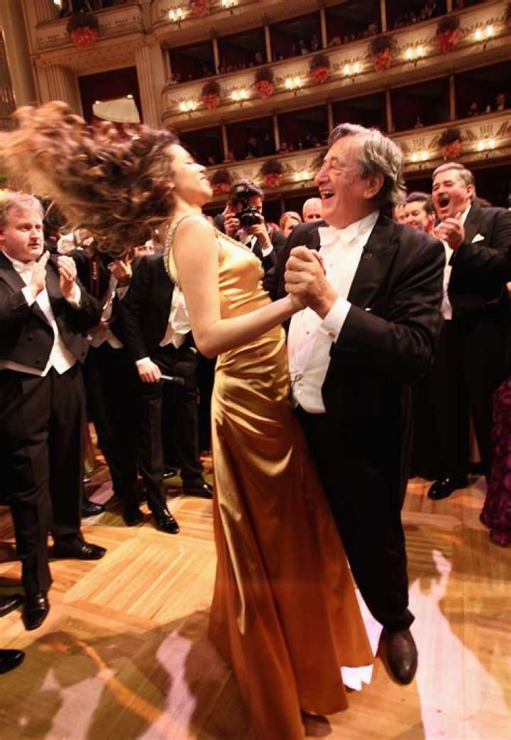 Karima El Mahroug Net Worth