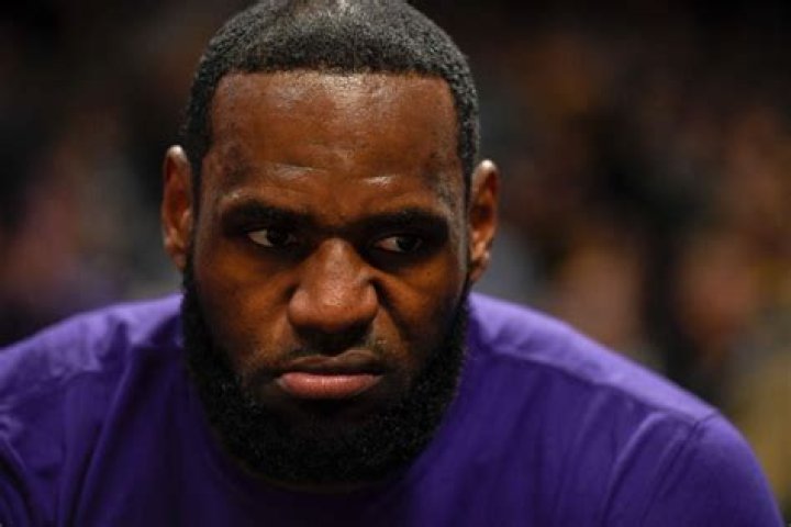 LeBron James, Serena Williams, Steph Curry & Dozens Of Celebs "Effectively Wiped Out" As Fitness App Tonal Faces 90% Valuation Drop