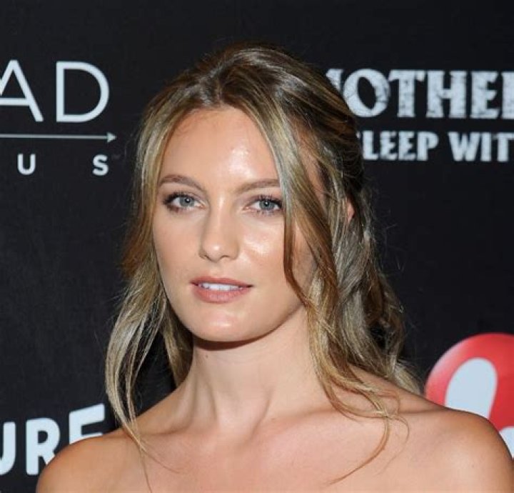 Leila George Net Worth | Celebrity Net Worth