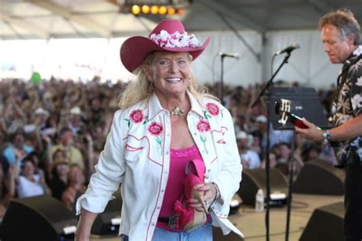 Lynn Anderson Net Worth | Celebrity Net Worth