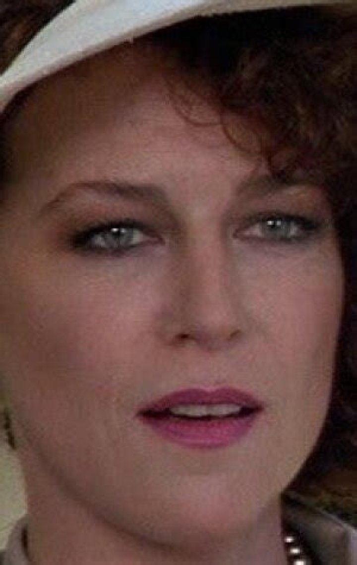 Margaret Whitton Net Worth | Celebrity Net Worth