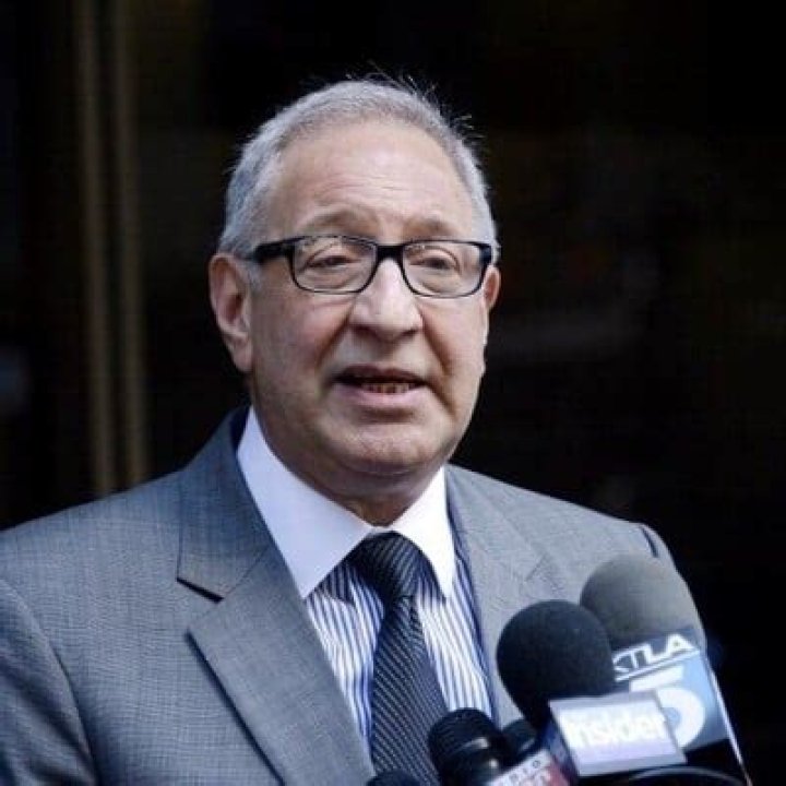 Mark Geragos Net Worth | Celebrity Net Worth