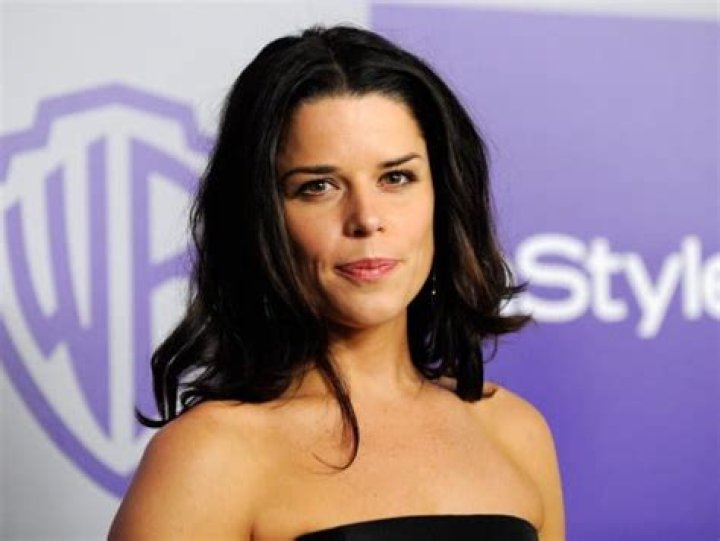 Neve Campbell Net Worth | Celebrity Net Worth