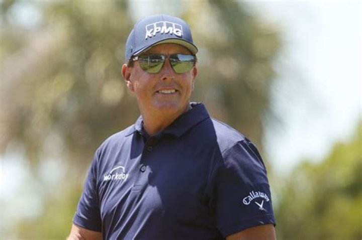 New Biography Claims Phil Mickelson Lost $40 Million Gambling Over A Four Year Period