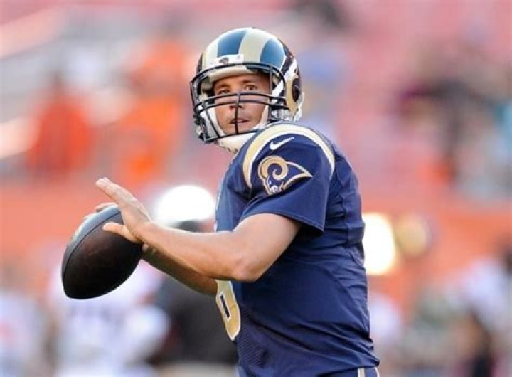 One Extremely Shrewd Decision Back In College Allowed Sam Bradford To Make A FORTUNE In The NFL