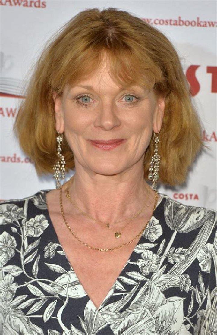 Samantha Bond Net Worth | Celebrity Net Worth