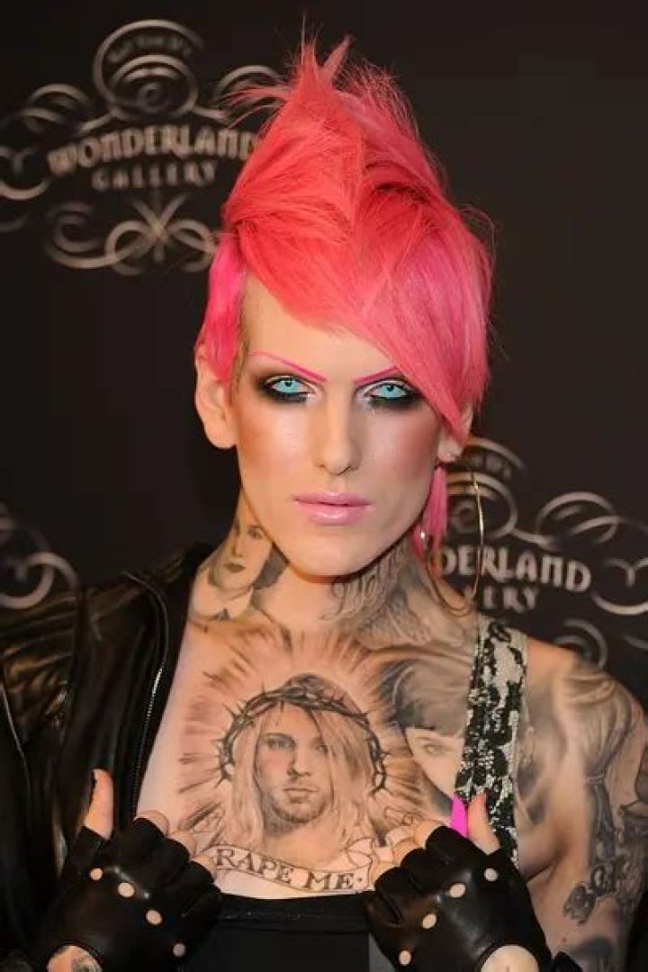 Meet Jeffree Star - The Controversial YouTube Sensation Who Has Transformed Into $100+ Million Makeup Mogul