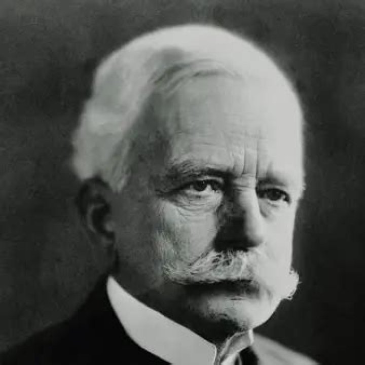 The Richest Human Beings Of All Time - #24: Sam Walton