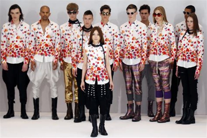 Tina Yuzuki Net Worth | Celebrity Net Worth